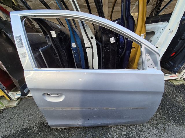 bontott MITSUBISHI SPACE STAR Jobb első Ajtó (Üres lemez)