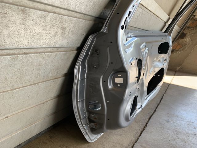 bontott MITSUBISHI SPACE STAR Jobb első Ajtó (Üres lemez)