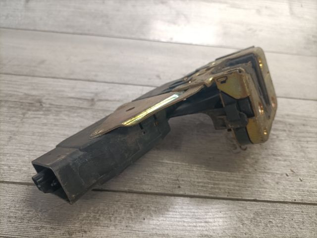 bontott MITSUBISHI SPACE STAR Jobb első Ajtózár