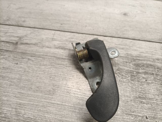 bontott MITSUBISHI SPACE STAR Jobb első Belső Kilincs