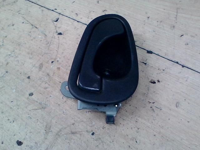 bontott MITSUBISHI SPACE STAR Jobb első Belső Kilincs