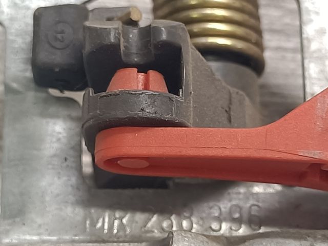 bontott MITSUBISHI SPACE STAR Jobb első Belső Kilincs