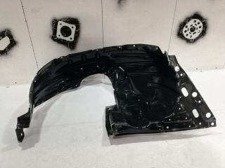 bontott MITSUBISHI SPACE STAR Jobb első Dobbetét (Kerékjárati, Műanyag)