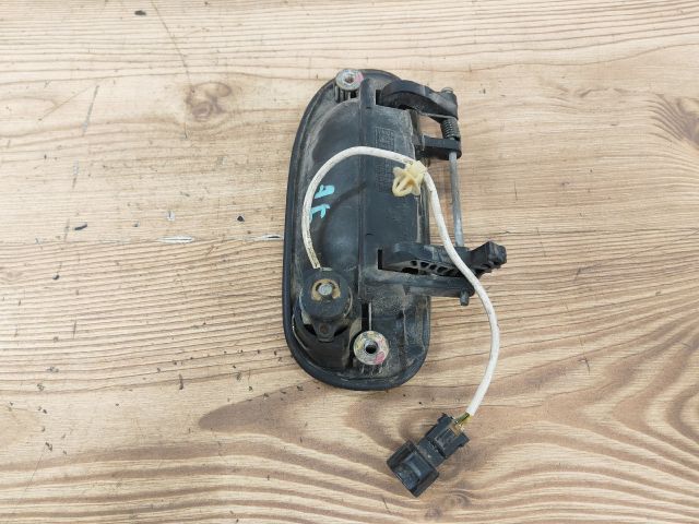 bontott MITSUBISHI SPACE STAR Jobb első Külső Kilincs