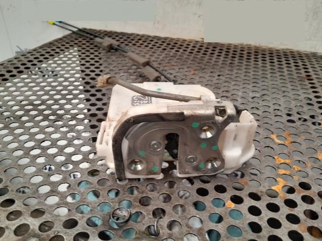 bontott MITSUBISHI SPACE STAR Jobb első Zsanér