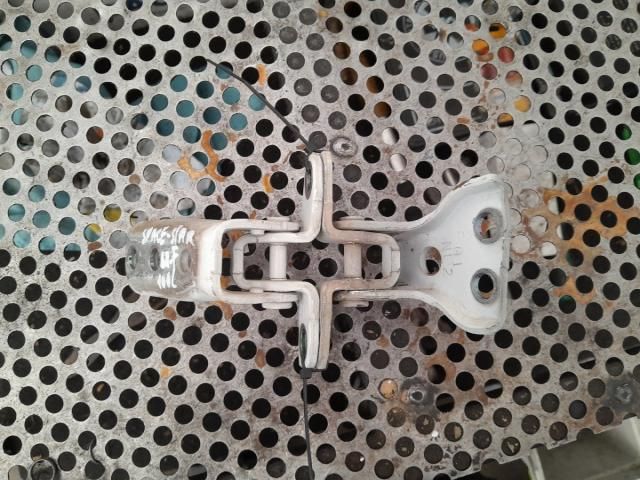 bontott MITSUBISHI SPACE STAR Jobb első Zsanér