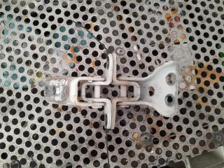 bontott MITSUBISHI SPACE STAR Jobb első Zsanér