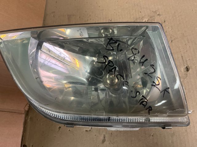 bontott MITSUBISHI SPACE STAR Jobb Fényszóró