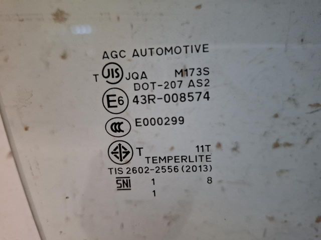 bontott MITSUBISHI SPACE STAR Jobb hátsó Ablak