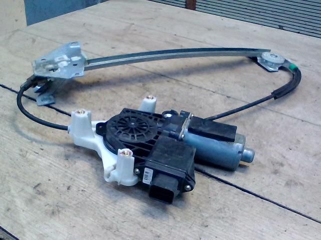 bontott MITSUBISHI SPACE STAR Jobb hátsó Ablakemelő Szerkezet (Elektromos)