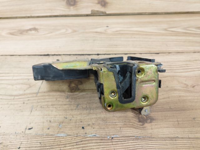 bontott MITSUBISHI SPACE STAR Jobb hátsó Ajtózár