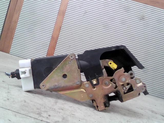 bontott MITSUBISHI SPACE STAR Jobb hátsó Ajtózár