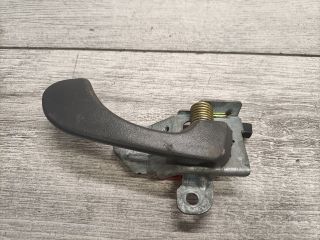 bontott MITSUBISHI SPACE STAR Jobb hátsó Belső Kilincs