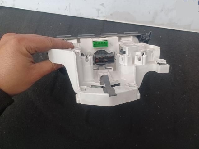 bontott MITSUBISHI SPACE STAR Klíma Kapcsoló