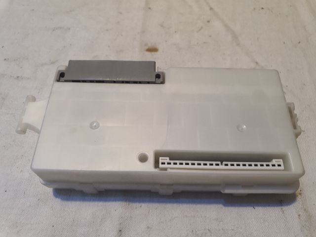 bontott MITSUBISHI SPACE STAR Komfort Elektronika