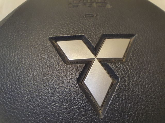 bontott MITSUBISHI SPACE STAR Kormánylégzsák