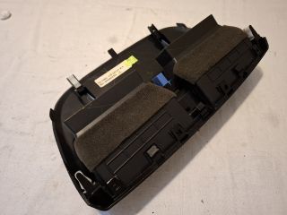 bontott MITSUBISHI SPACE STAR Középső Szellőző