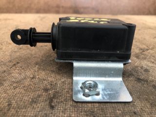 bontott MITSUBISHI SPACE STAR Központizár Motor Csomagtérajtó