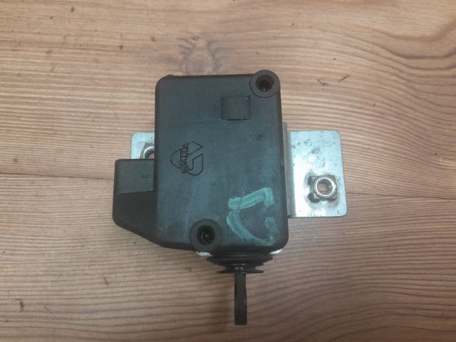 bontott MITSUBISHI SPACE STAR Központizár Motor Csomagtérajtó