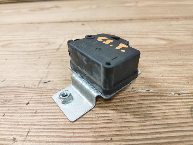 bontott MITSUBISHI SPACE STAR Központizár Motor Csomagtérajtó