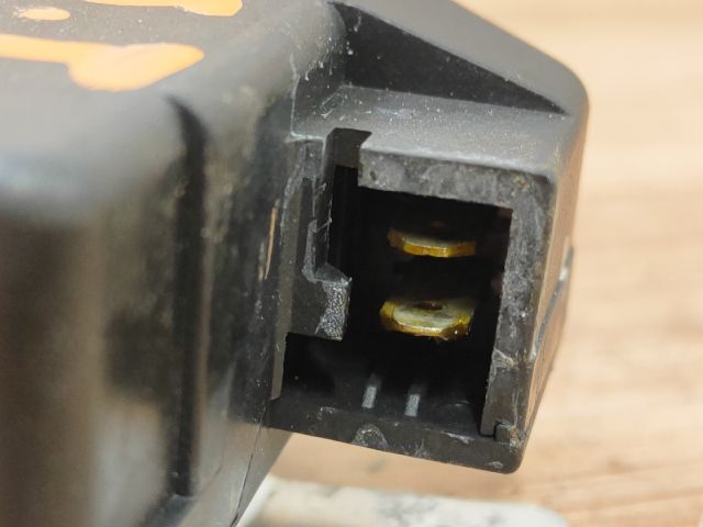 bontott MITSUBISHI SPACE STAR Központizár Motor Csomagtérajtó