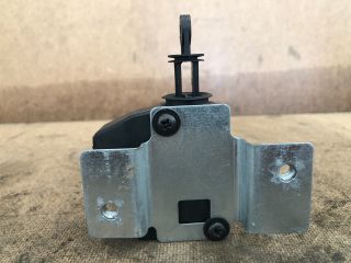 bontott MITSUBISHI SPACE STAR Központizár Motor Csomagtérajtó