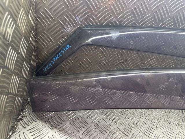 bontott MITSUBISHI SPACE STAR Légterelő