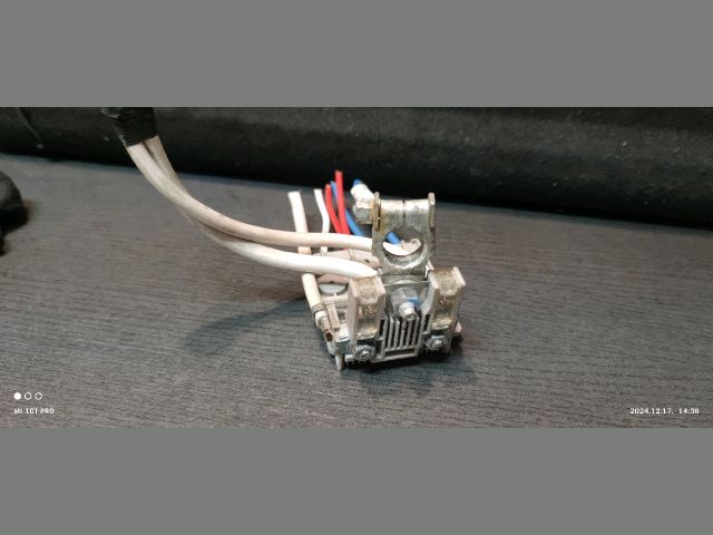 bontott MITSUBISHI SPACE STAR Pozitív Kábel