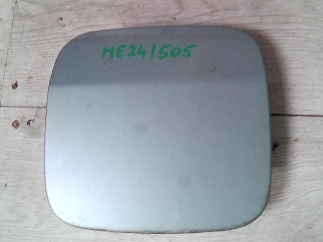 bontott MITSUBISHI SPACE STAR Tankajtó