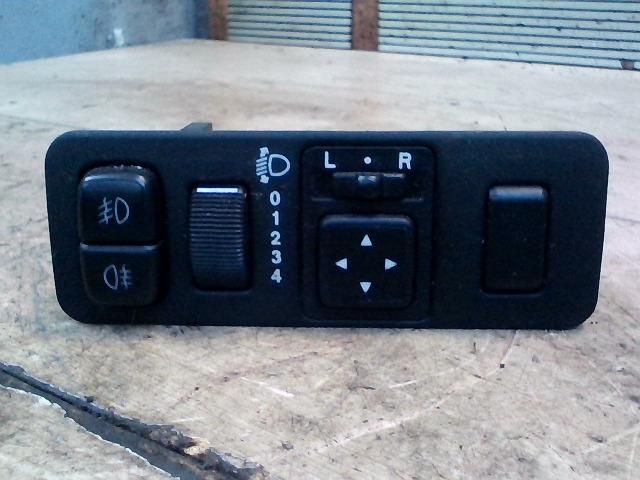 bontott MITSUBISHI SPACE STAR Tükör Kapcsoló