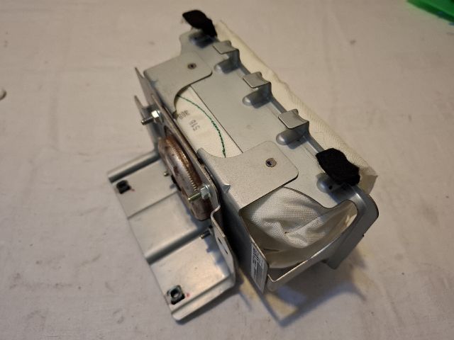 bontott MITSUBISHI SPACE STAR Utasoldali Légzsák