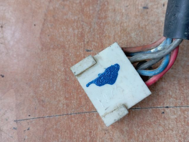 bontott MOSKVICH ALEKO Gyújtáskapcsoló