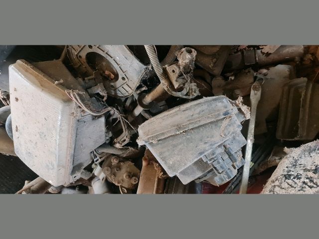 bontott MOSKVICH ALEKO Bal hátsó Ablakemelő Szerkezet (Mechanikus)