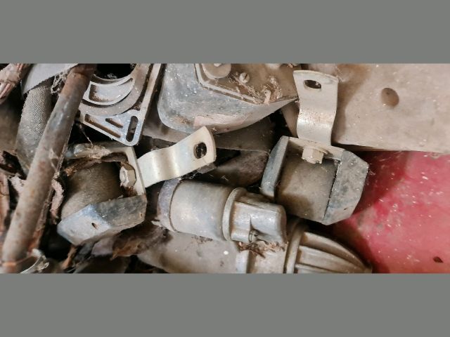 bontott MOSKVICH ALEKO Bal hátsó Ablakemelő Szerkezet (Mechanikus)