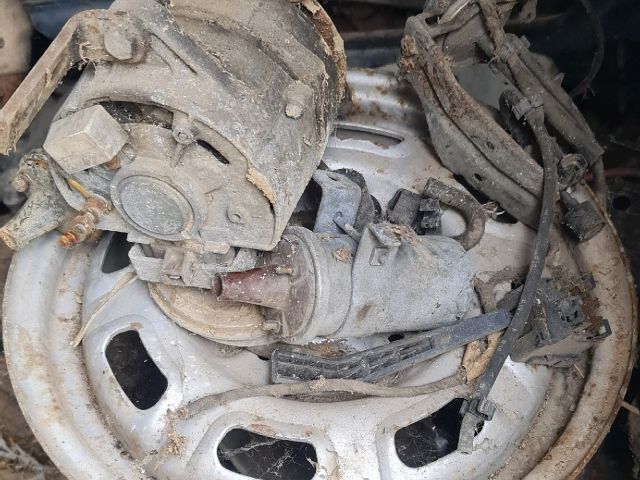 bontott MOSKVICH ALEKO Első Ablaktörlő Motor