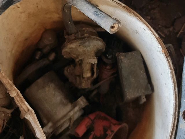 bontott MOSKVICH ALEKO Vonóhorog