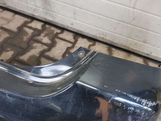 bontott NISSAN 350 Hátsó Lökhárító (Üresen)