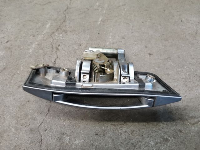 bontott NISSAN 350 Jobb első Külső Kilincs