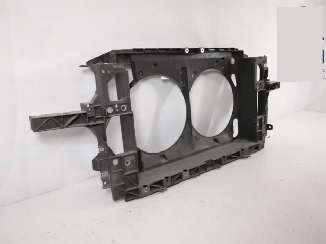 bontott NISSAN 370 Homlokfal (Üres lemez)