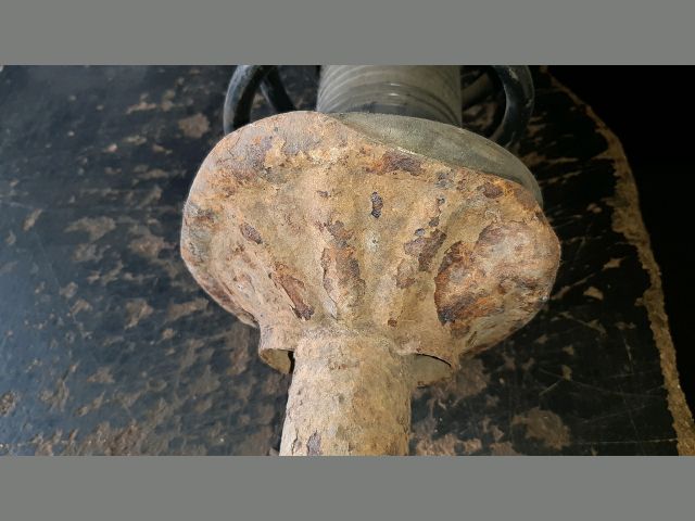 bontott NISSAN ALMERA I Bal első Gólyaláb (Lengécsillapító, Rugó)