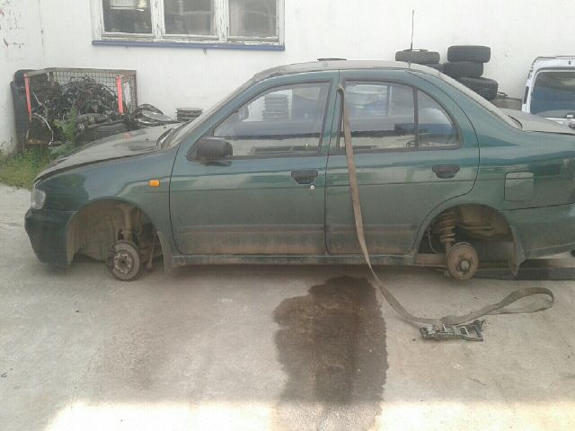 bontott NISSAN ALMERA I Bal első Gólyaláb (Lengécsillapító, Rugó)