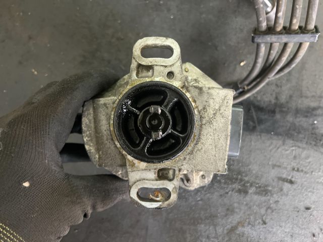 bontott NISSAN ALMERA I Gyújtáselosztó