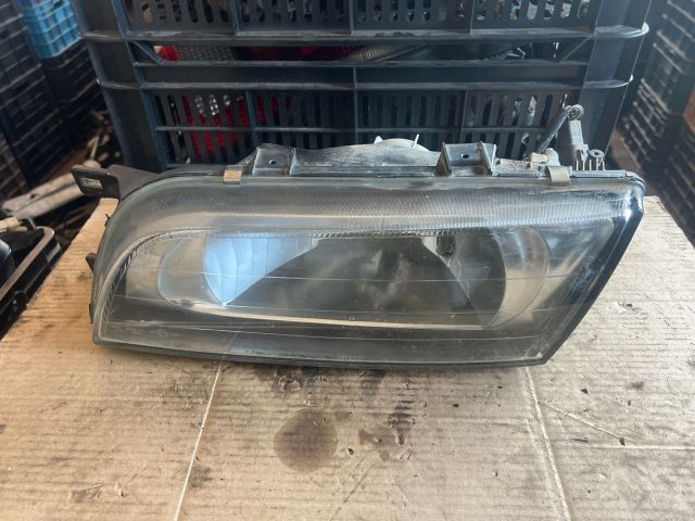 bontott NISSAN ALMERA I Bal Fényszóró