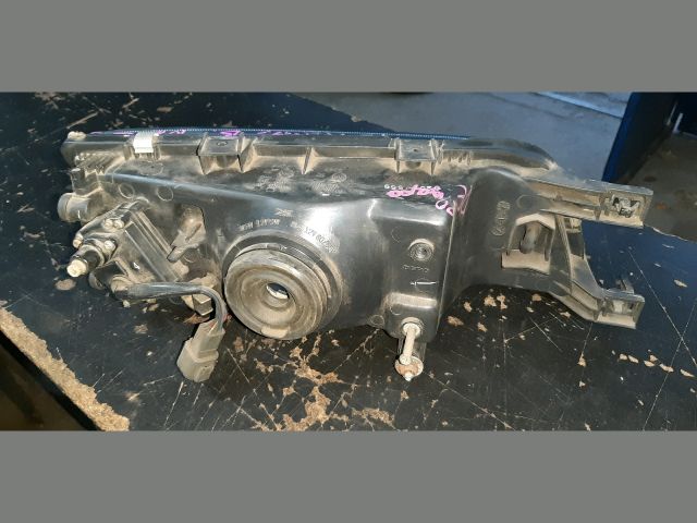 bontott NISSAN ALMERA I Bal Fényszóró