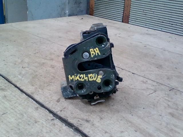 bontott NISSAN ALMERA I Bal hátsó Ajtózár