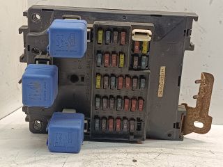 bontott NISSAN ALMERA I Biztosítéktábla Utastér