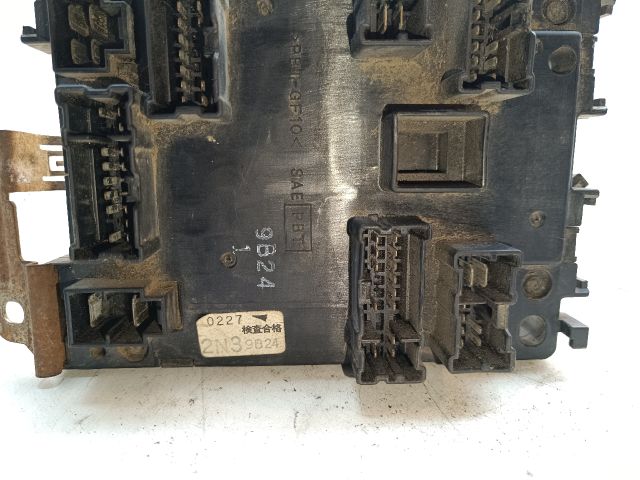 bontott NISSAN ALMERA I Biztosítéktábla Utastér