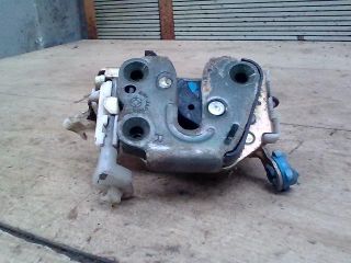 bontott NISSAN ALMERA I Jobb első Ajtózár