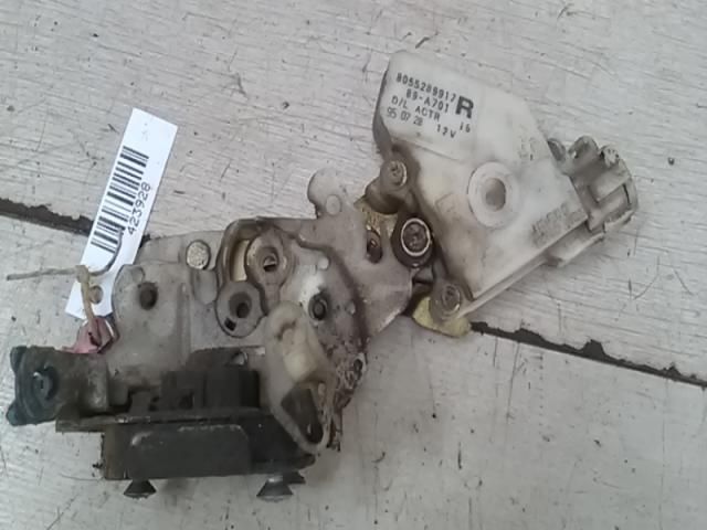 bontott NISSAN ALMERA I Jobb első Ajtózár