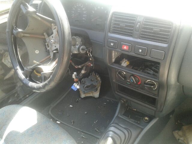 bontott NISSAN ALMERA I Jobb hátsó Ajtó (Üres lemez)